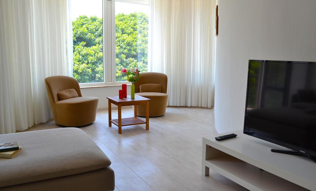גוג'ק Sybelle Suites By Villa Safiya חדר תמונה