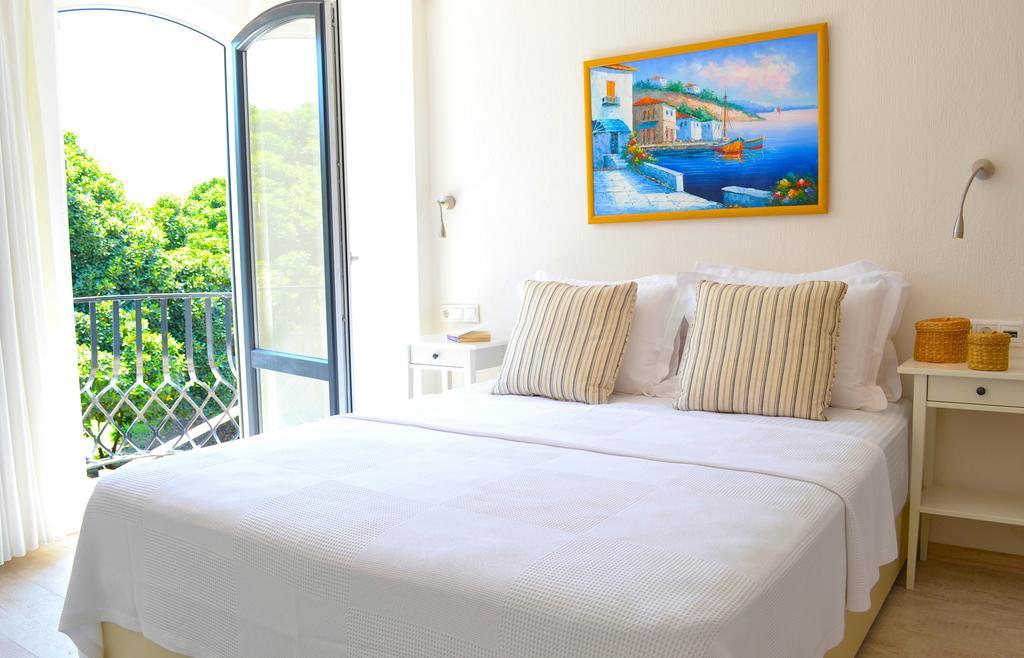 גוג'ק Sybelle Suites By Villa Safiya חדר תמונה